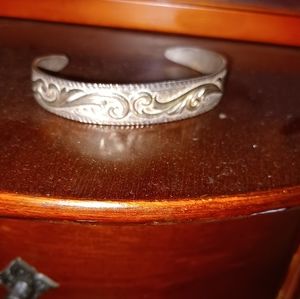 SOLD!! Silver cuff bracelet Montana silverSmith